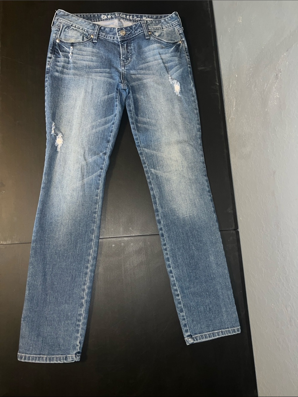 G by Guess Women's Medium Blue Distressed Straight-Leg Jeans